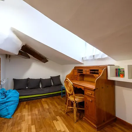 La Mansarda Di Lory 斯培西亚